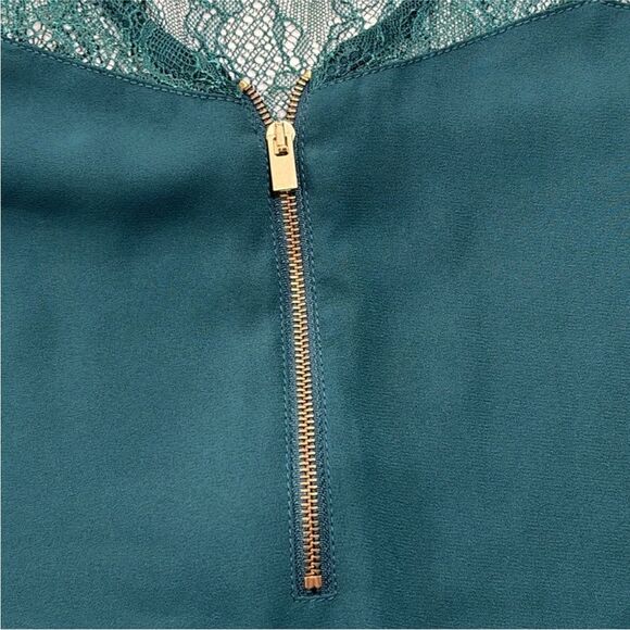 Express | Women’s Forest Green Tank Top Sleeveless Lace Blouse - Picture 4 of 12